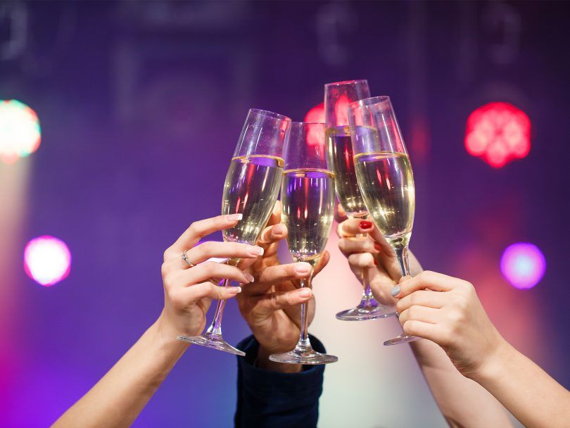 Moderação na bebida alcoólica preserva o fígado durante as festas de fim de ano