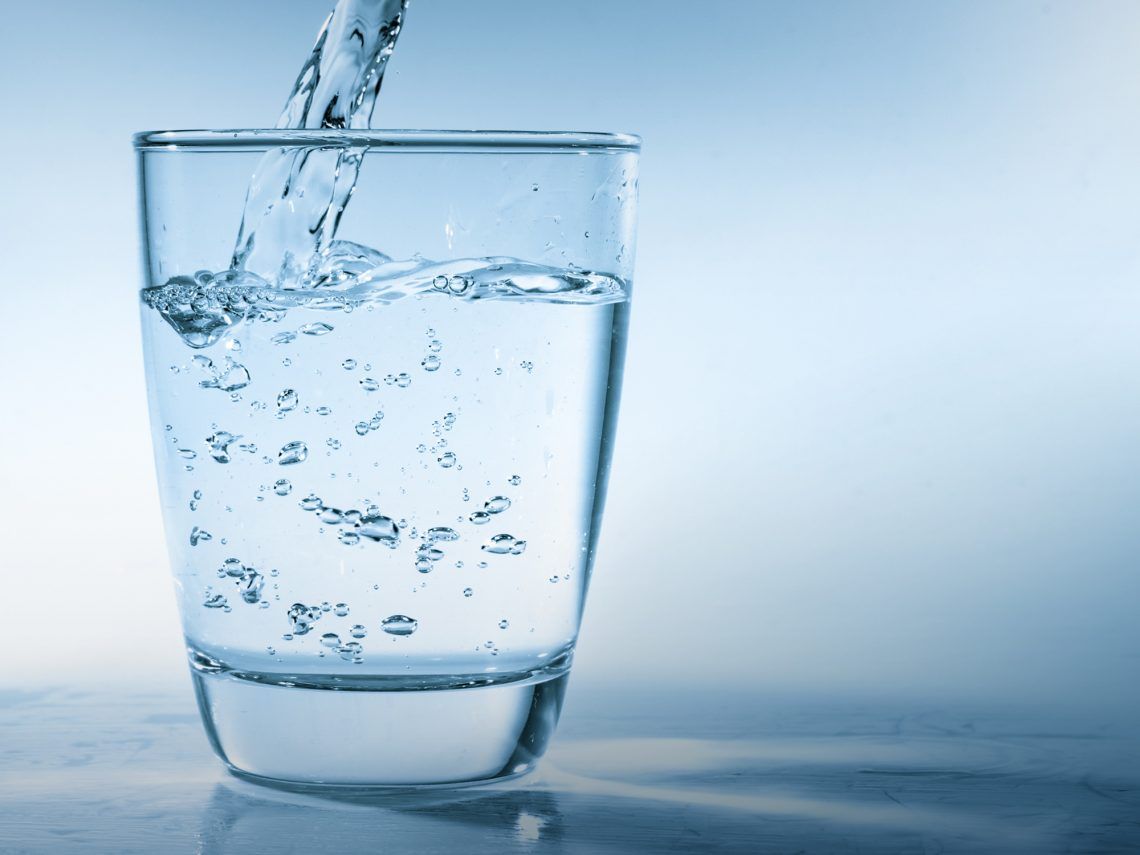 Cinco motivos para beber mais água