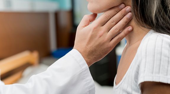 Hipertireoidismo: sintomas e opções de tratamento