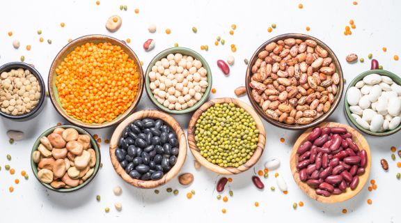 6 alimentos que incham a barriga: saiba quais são e o que substituir na sua dieta