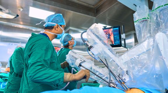 Cirurgia bariátrica robótica: entenda como funciona e quando ela é indicada