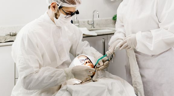 Cirurgia bucomaxilofacial: entenda o que ela trata e quais são as indicações