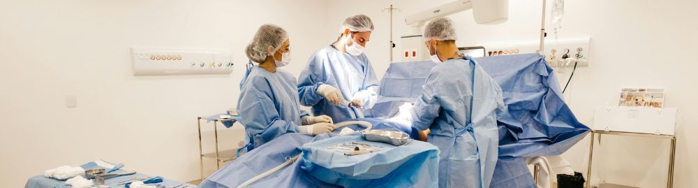 cirurgia no intestino1.jpg