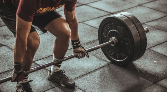 Como montar treino de musculação: divisões para hipertrofia ou emagrecimento