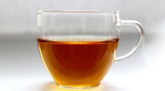 Gestante pode tomar chá de erva doce? Conheça as recomendações e o que evitar
