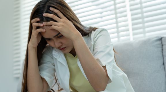 Ibuprofeno para enxaqueca: como funciona o medicamento e quando usá-lo?