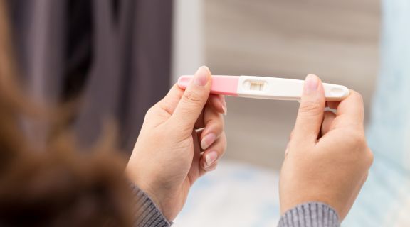 Qual é a melhor idade para engravidar? Entenda sobre a época, as vantagens e riscos