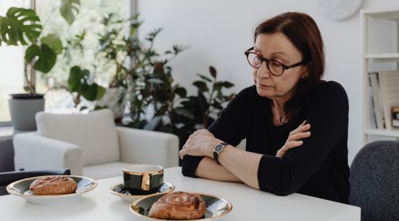 Quanto tempo dura uma intoxicação alimentar? Veja quando procurar um médico