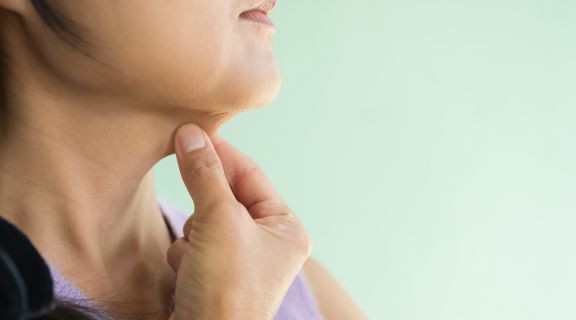 Redução de papada: quais as causas, os métodos indicados e como prevenir?