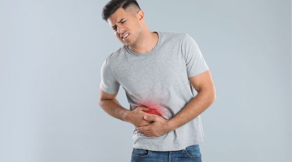 Sinais de apendicite: quais são as características e quando buscar médico 