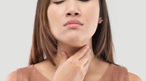 Sintomas da amigdalite bacteriana: identifique sinais e entenda o tratamento